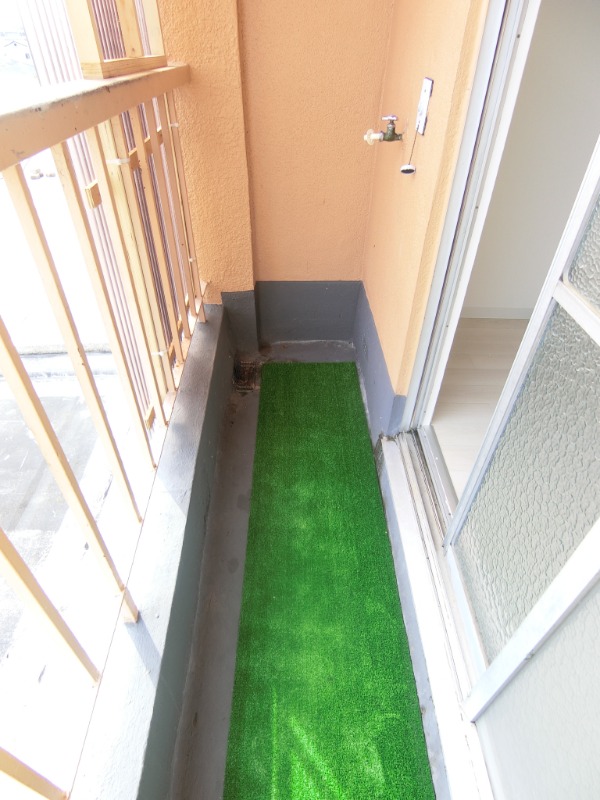 20/30 バルコニー