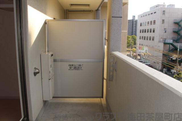 18/30 バルコニー