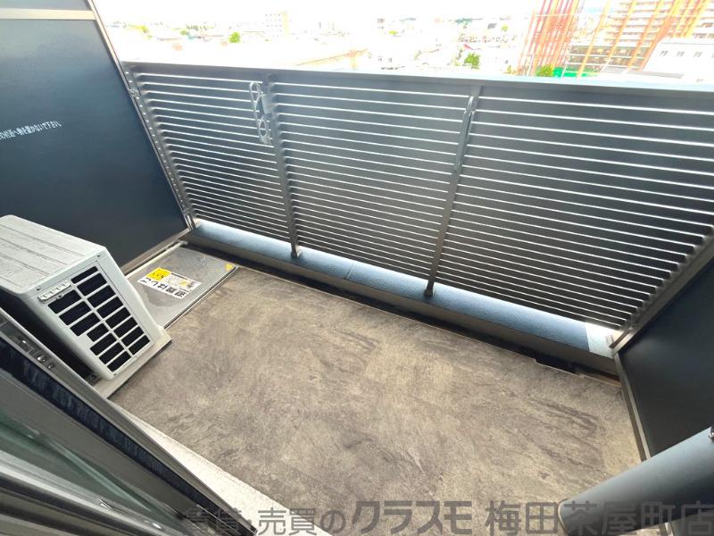 21/30 バルコニー