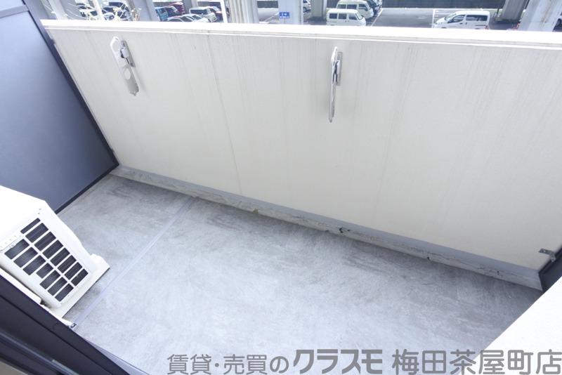 22/30 バルコニー