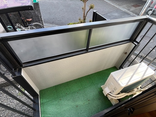 19/30 バルコニー