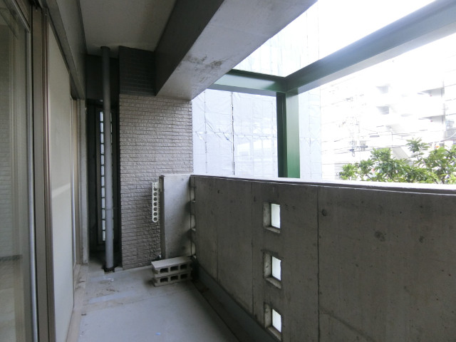 17/30 バルコニー