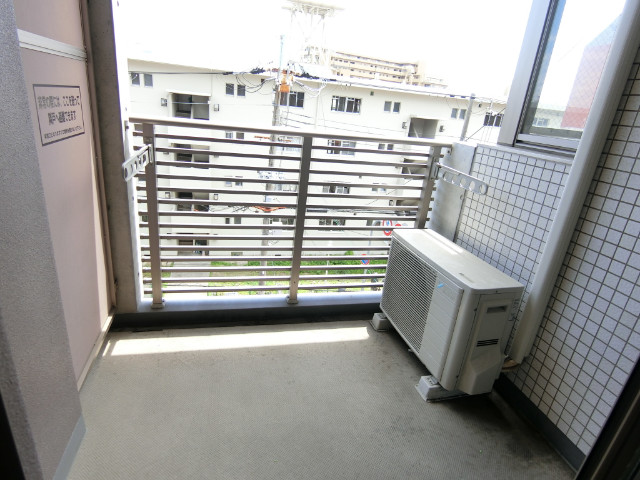 20/30 バルコニー