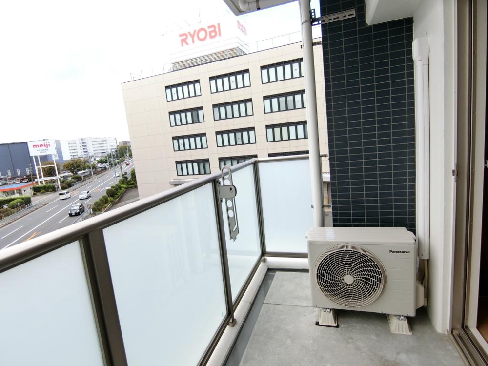 20/30 バルコニー