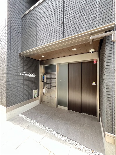 26/30 エントランス