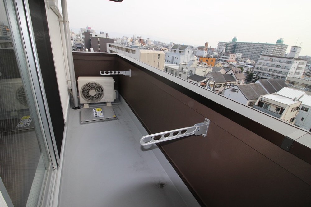 25/30 バルコニー