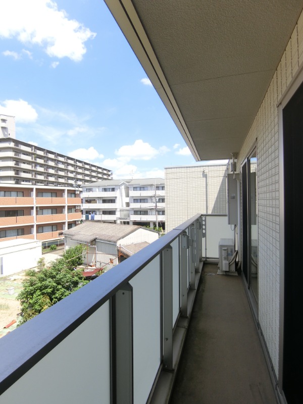 20/30 バルコニー