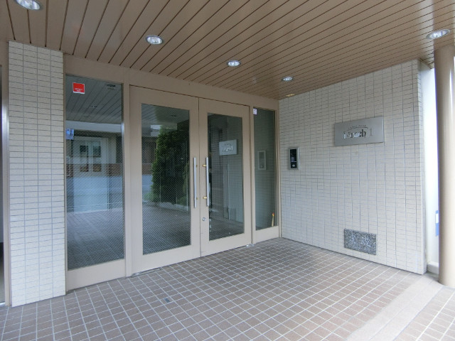 3/5 エントランス