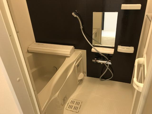 16/29 浴室