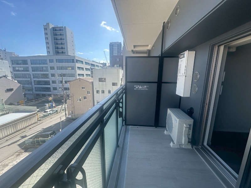 19/30 バルコニー