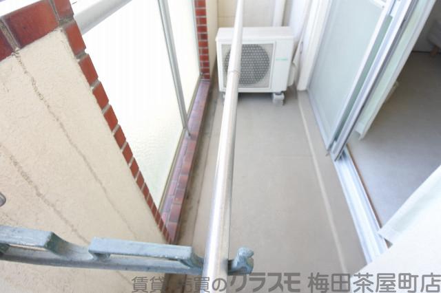 23/30 バルコニー