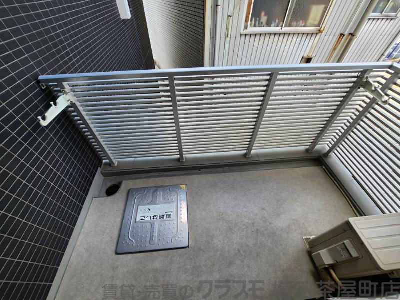 25/30 バルコニー