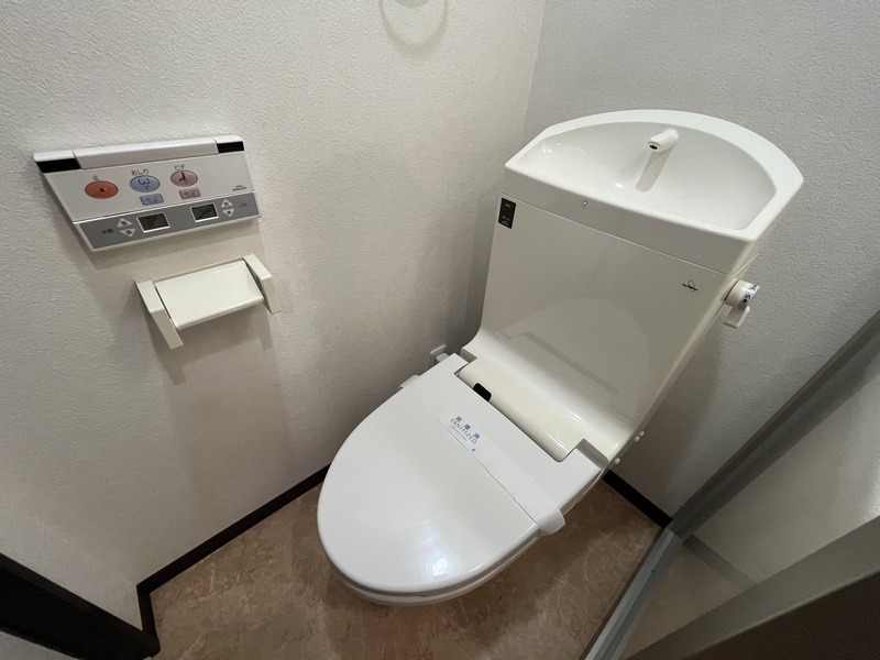 8/10 トイレ