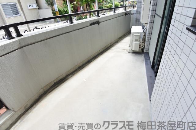 21/30 バルコニー