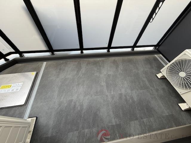 23/30 バルコニー