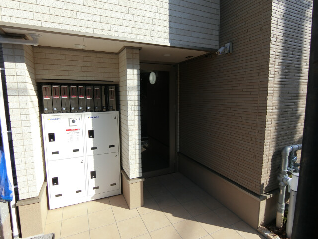 3/8 エントランス