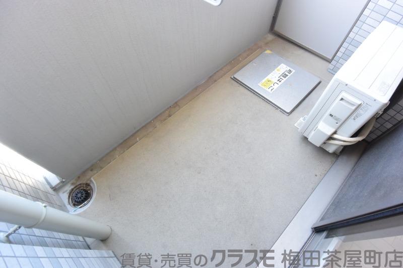 23/30 バルコニー