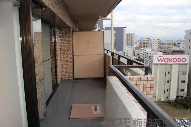 16/28 バルコニー