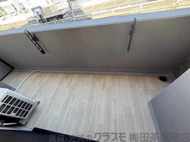 20/30 バルコニー