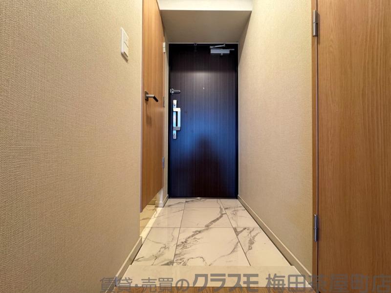 14/30 玄関