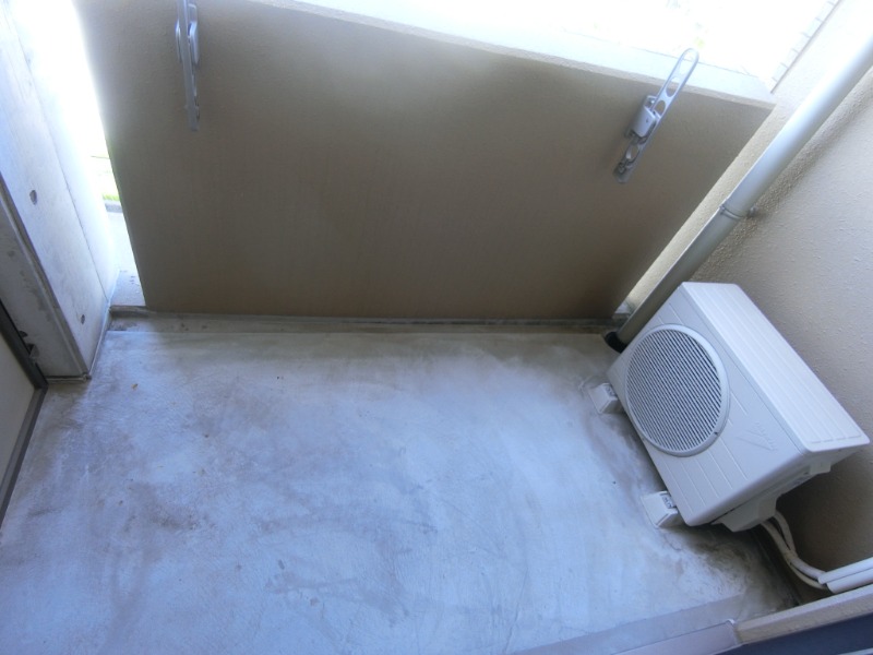 19/30 バルコニー