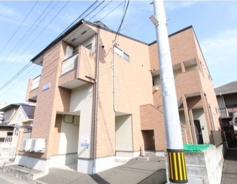 14/19 エントランス