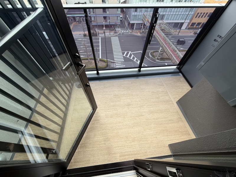 17/27 バルコニー