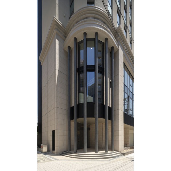 16/22 エントランス