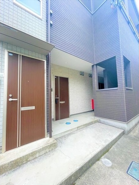 14/19 エントランス