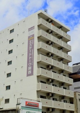 19/30 エントランス