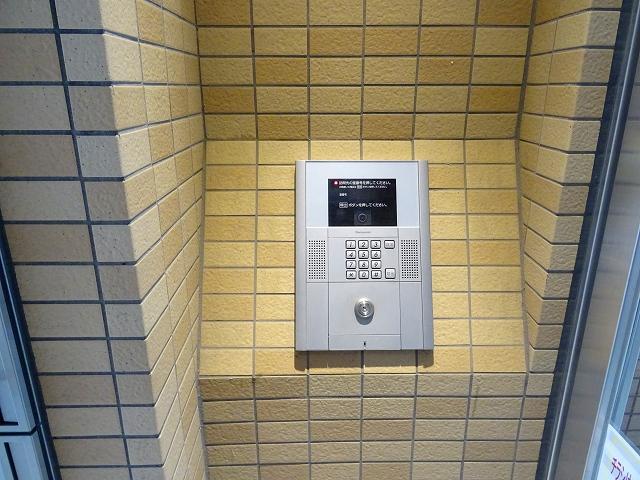 29/30 エントランス