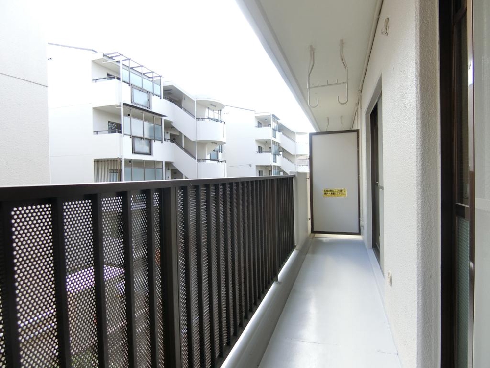 19/30 バルコニー