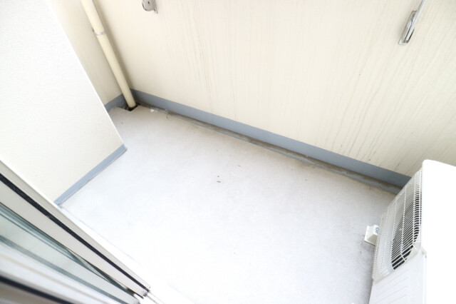 17/28 バルコニー