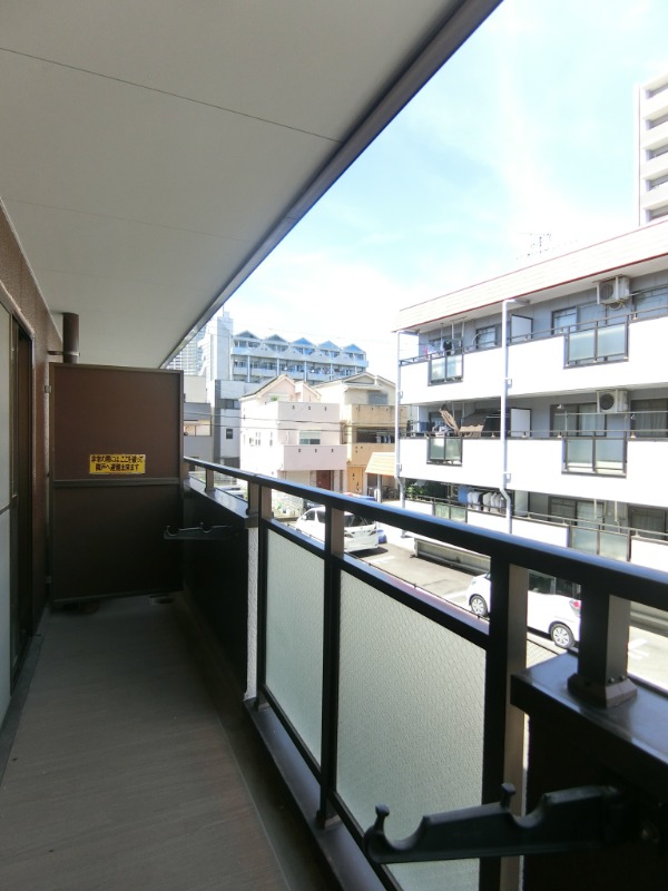20/30 バルコニー