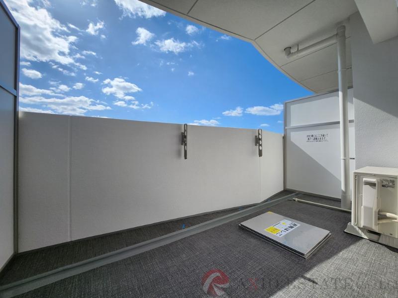 21/30 バルコニー