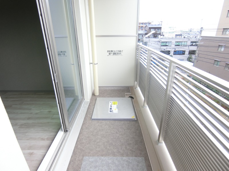 18/30 バルコニー