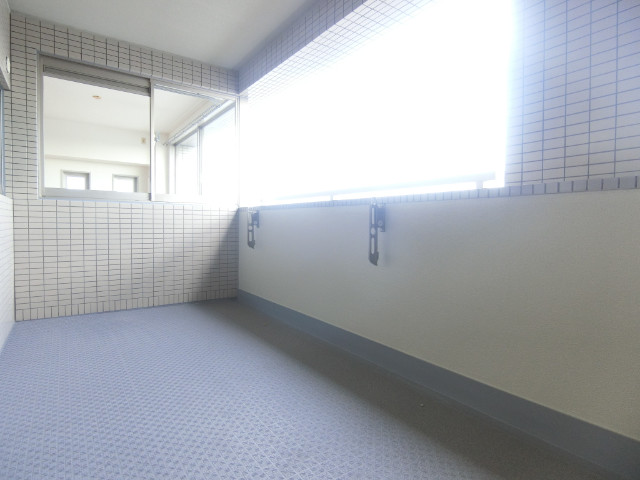 20/30 バルコニー