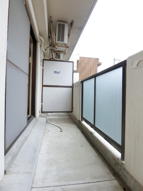 19/30 バルコニー