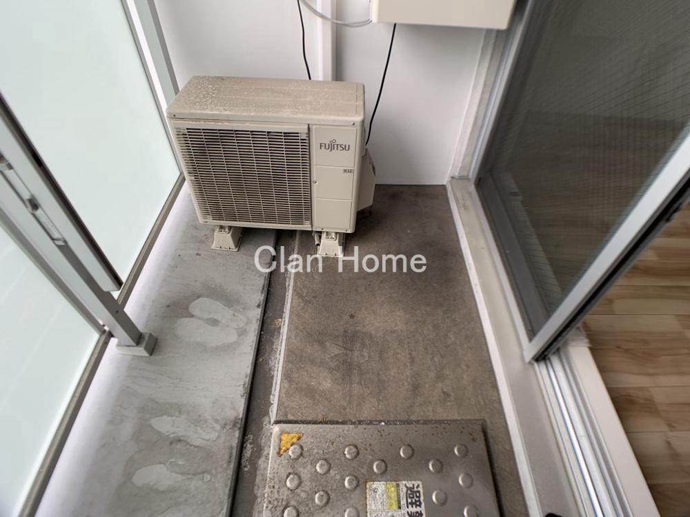 25/30 バルコニー