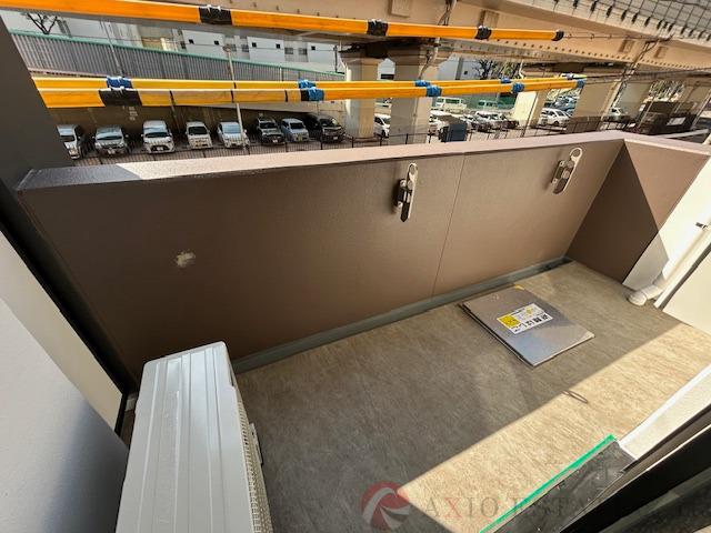 21/30 バルコニー