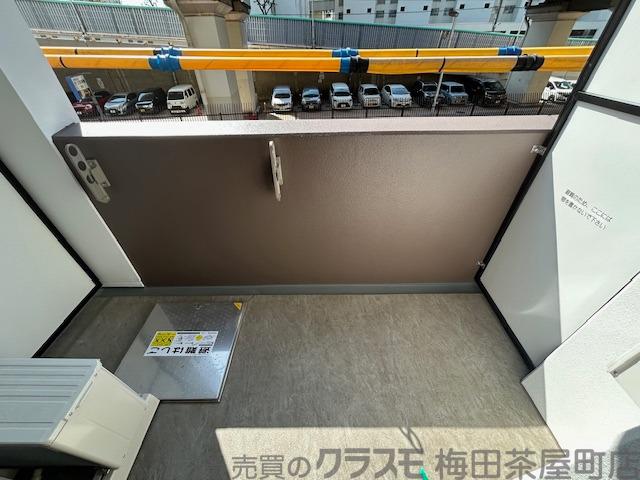 21/30 バルコニー