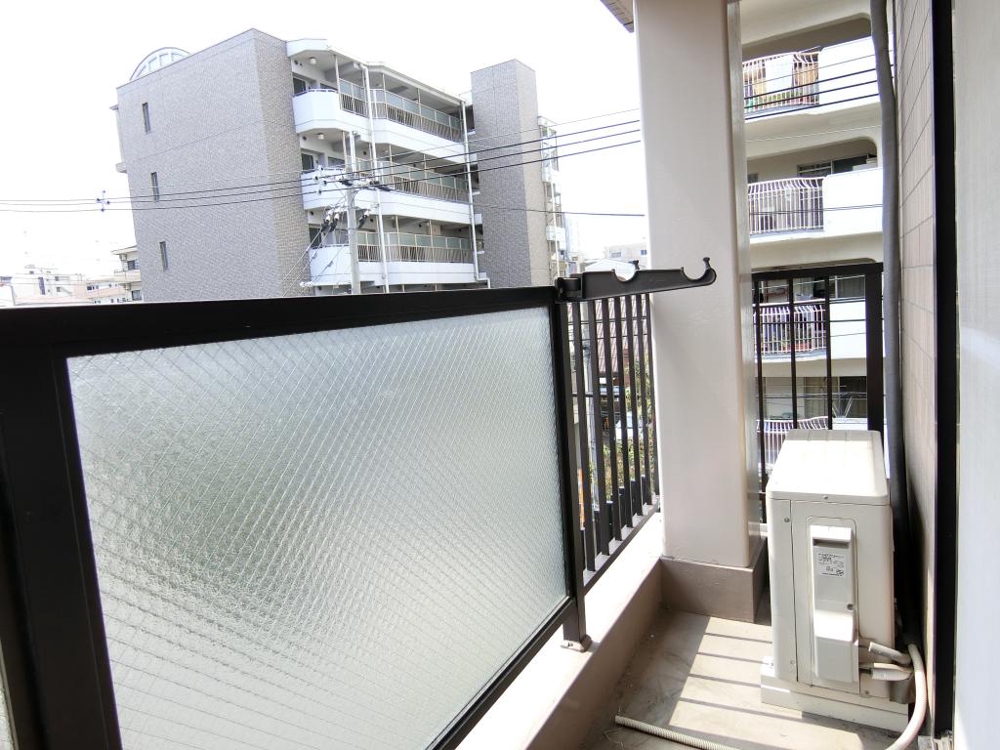 19/30 バルコニー