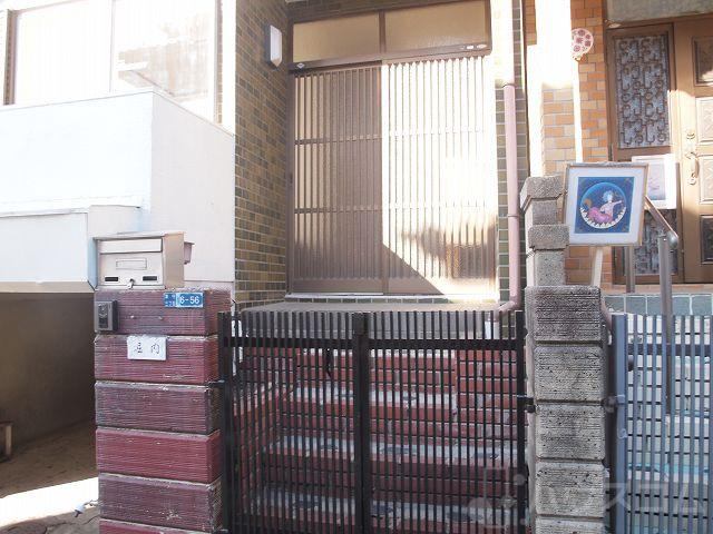 2/4 エントランス