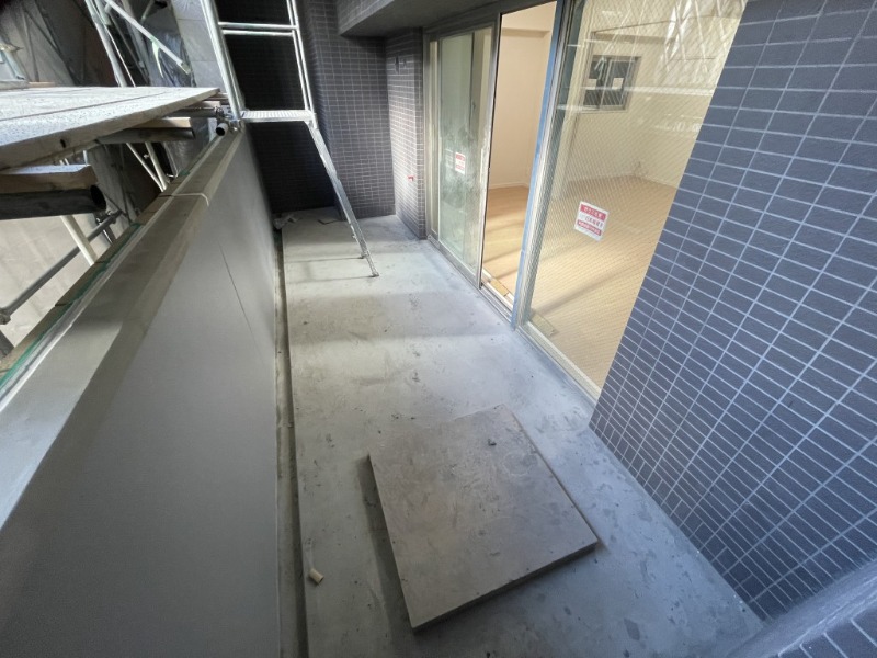 16/21 バルコニー