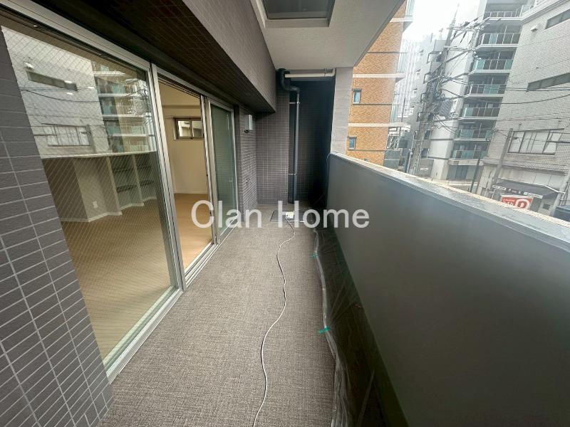 21/28 バルコニー