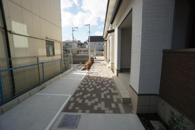 3/7 エントランス