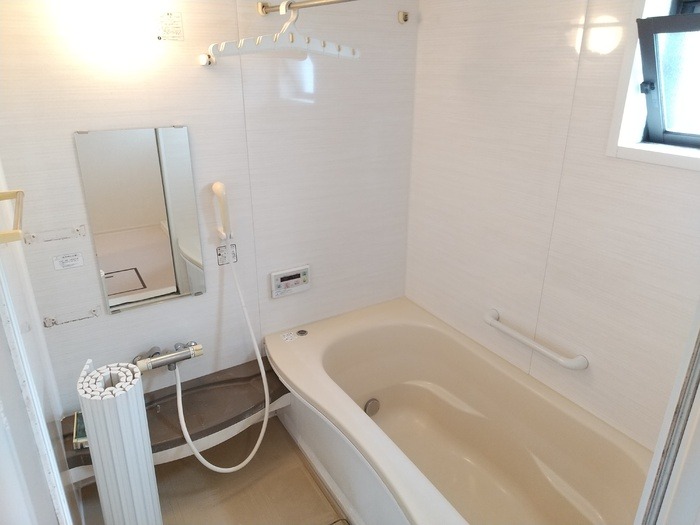 14/23 浴室
