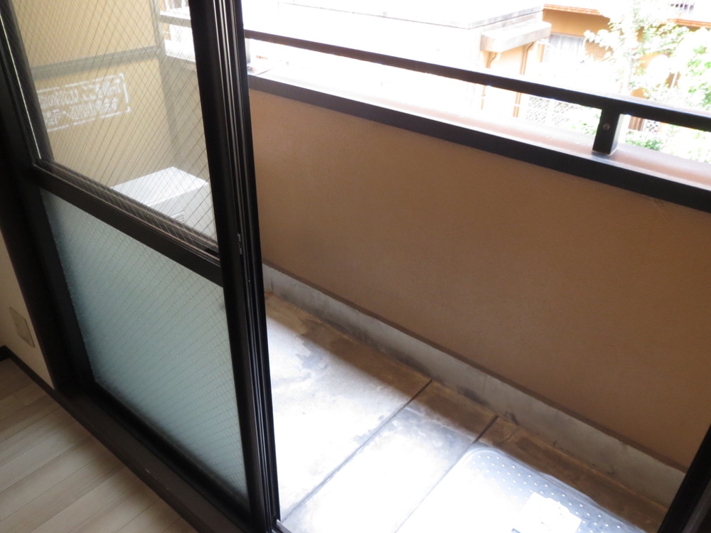 20/30 バルコニー