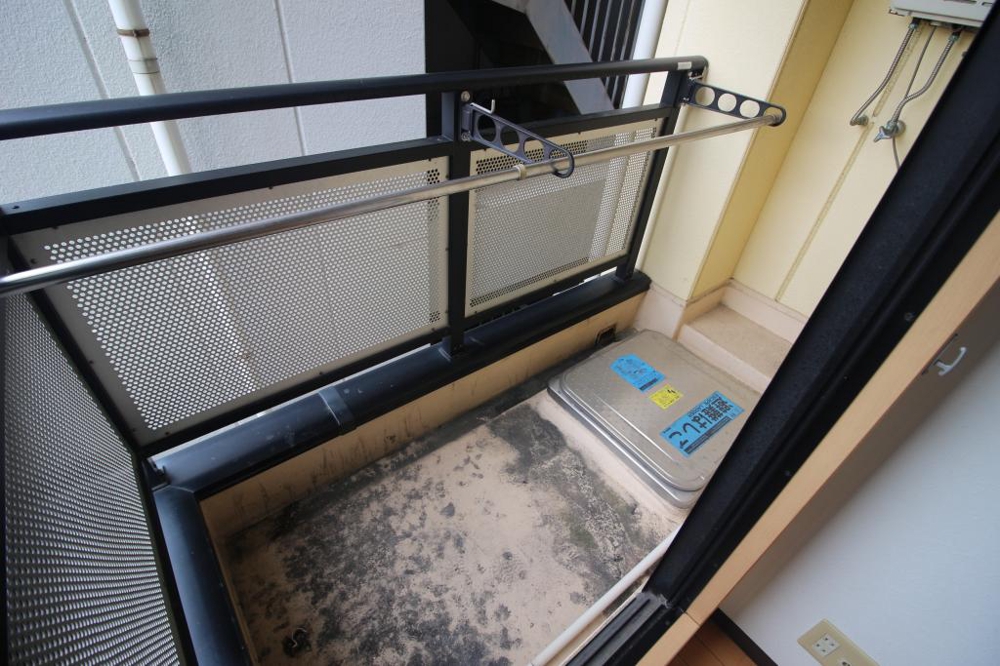 19/30 バルコニー