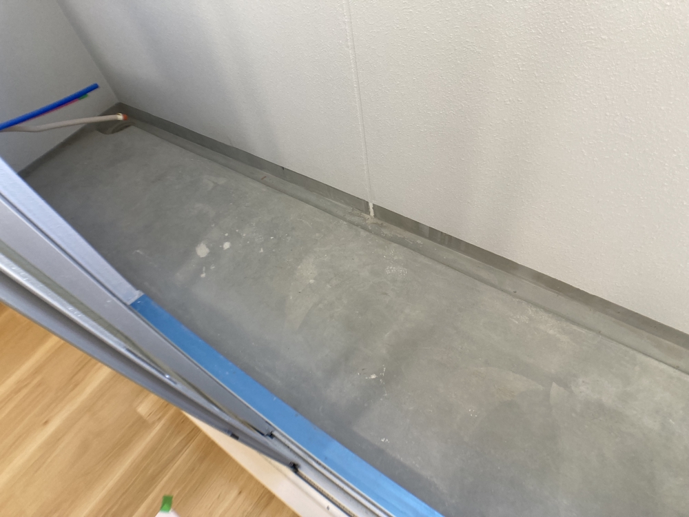 19/27 バルコニー